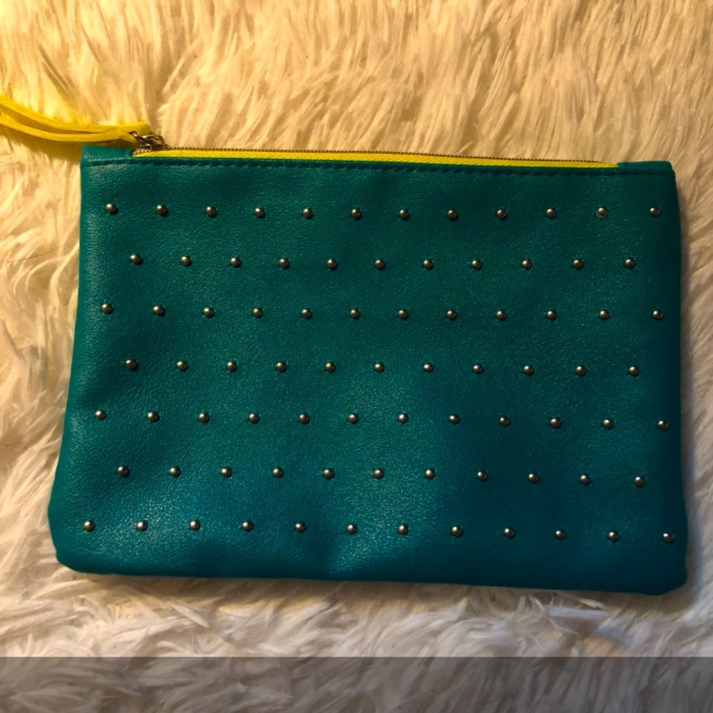 Teal Ipsy bag